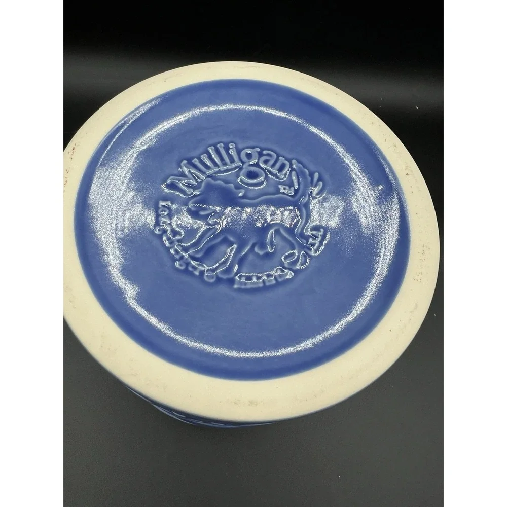 🐾 Longaberger Mulligan Dog Biscuit Canister– Cornflower– USA Pottery – Retired